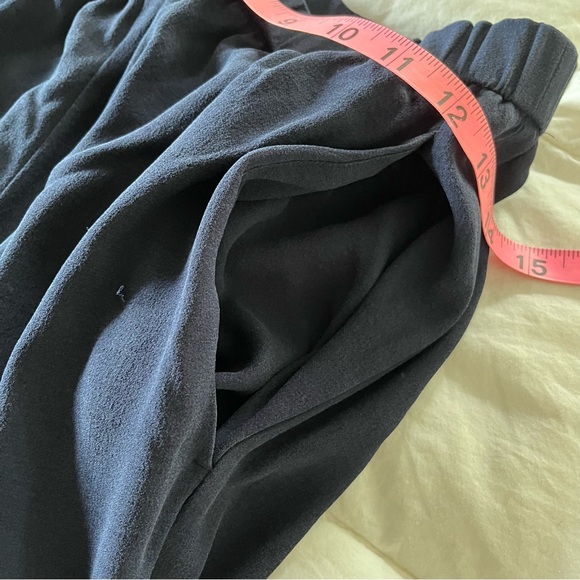 Eileen Fisher System Silk Georgette Crepe Ankle Pants in Midnight PS - Picture 7 of 11